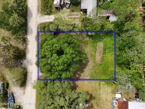 Mims, FL 32754,4820 Dogwood RD