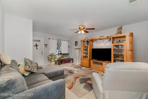 Palm Bay, FL 32905,898 Brow CT NE