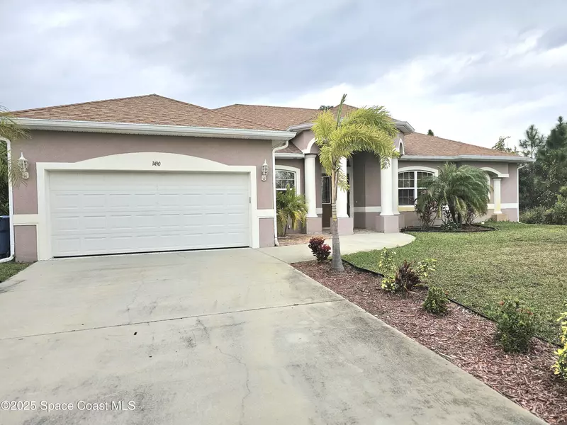 1490 Higbee ST SE, Palm Bay, FL 32909