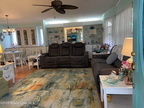 Barefoot Bay, FL 32976,405 Macadamia DR