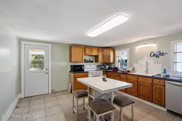 Holly Hill, FL 32117,320 Sunset AVE