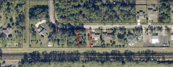 351 Titan RD SE, Palm Bay, FL 32909