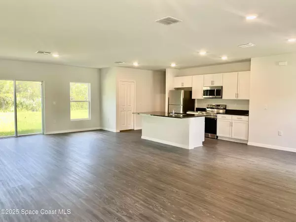 Palm Bay, FL 32909,3094 San Filippo DR SE