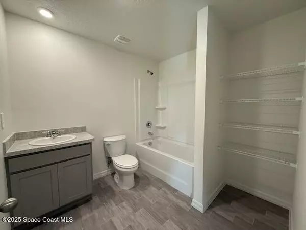 Palm Bay, FL 32908,1350 Seabreeze ST SW