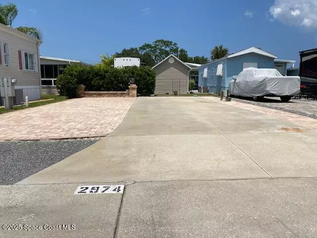 2974 Centaur LN #29, Titusville, FL 32796