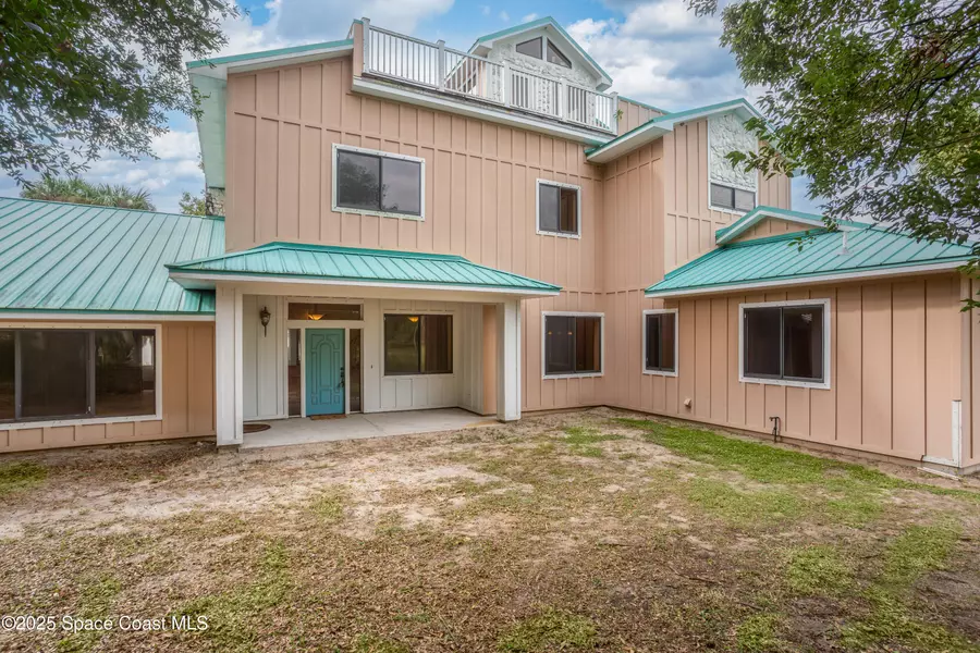 1437 N Tropical TRL, Merritt Island, FL 32953