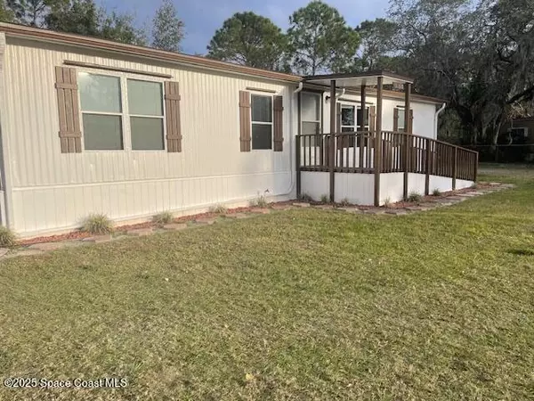 3160 Keith LN, Mims, FL 32754