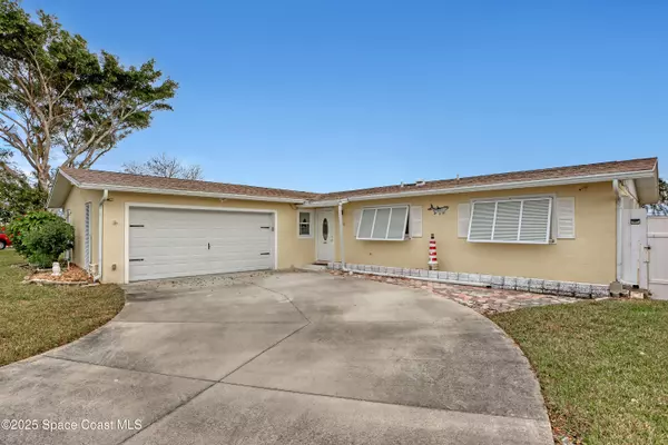 1560 Salmon ST, Merritt Island, FL 32952