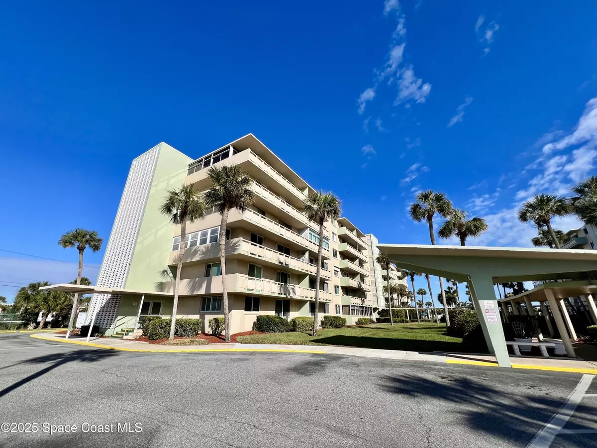 Cocoa Beach, FL 32931,2020 N Atlantic AVE #312