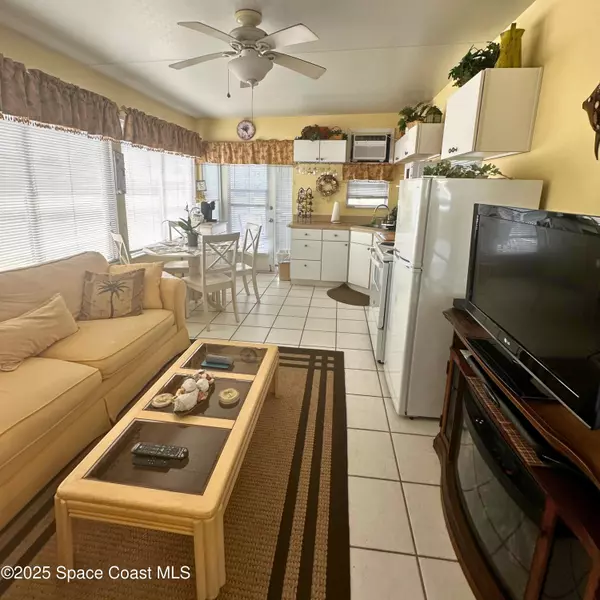 Titusville, FL 32780,842 Plantation DR #842