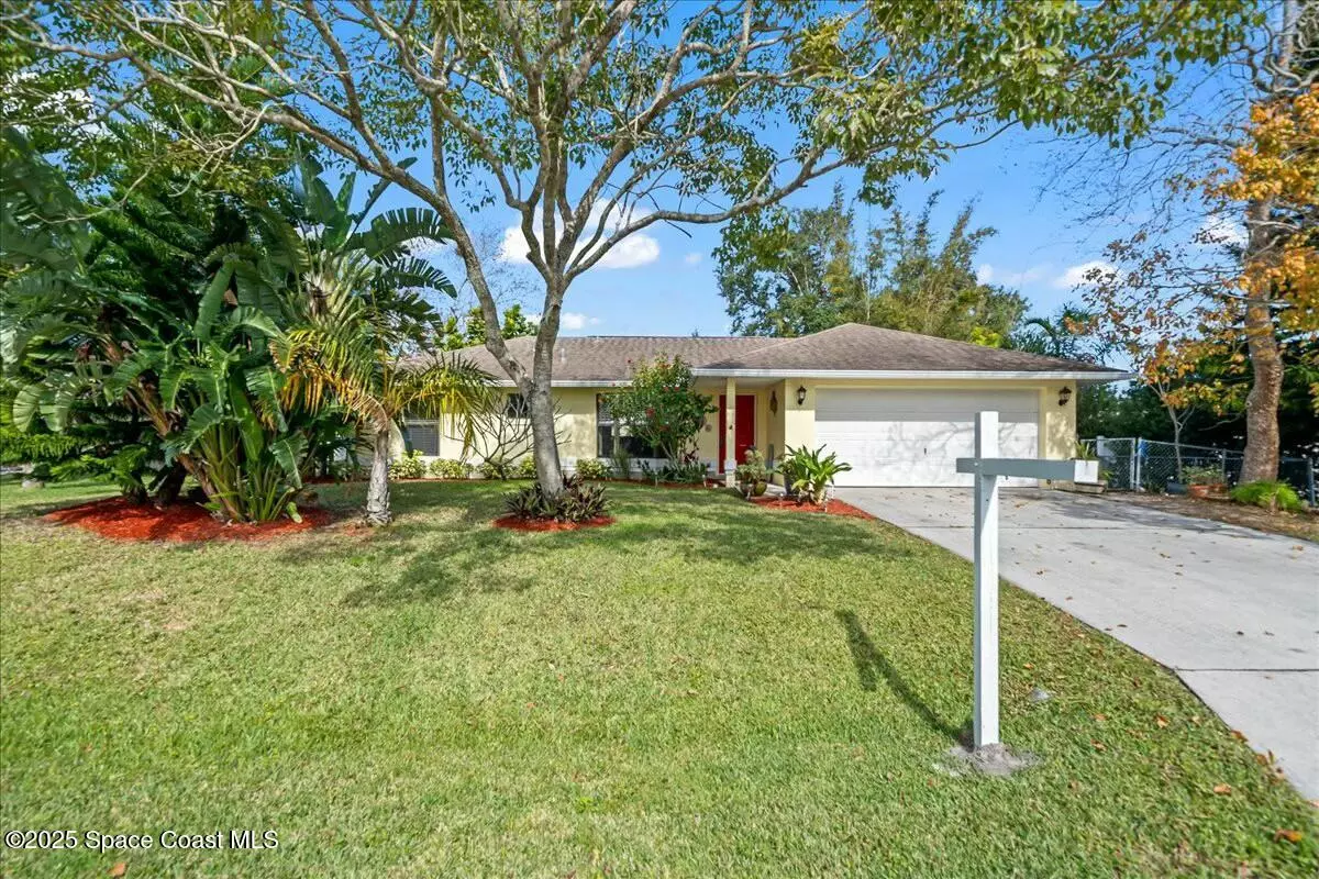 Palm Bay, FL 32907,1425 Manzanita ST NW