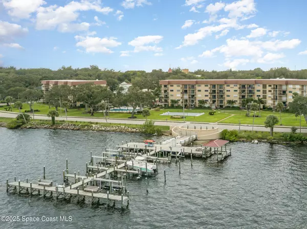 Rockledge, FL 32955,1049 Rockledge DR #406