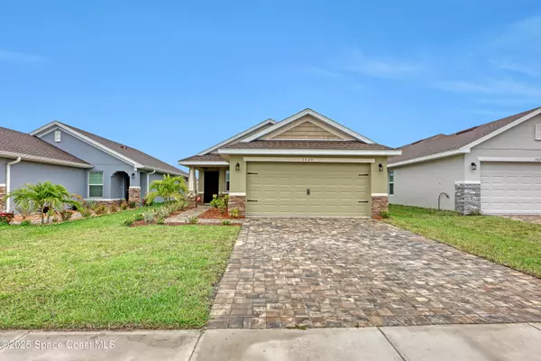 1025 Canfield CIR, Palm Bay, FL 32909