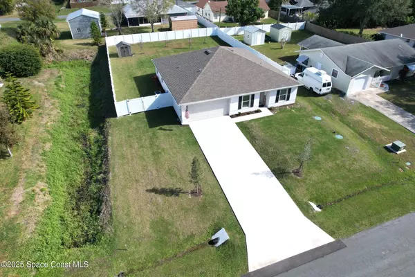 Sebastian, FL 32958,382 Watercrest ST