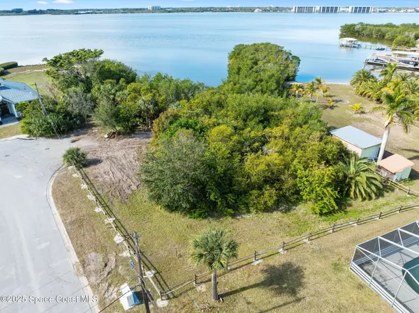 1540 Outer DR, Merritt Island, FL 32952