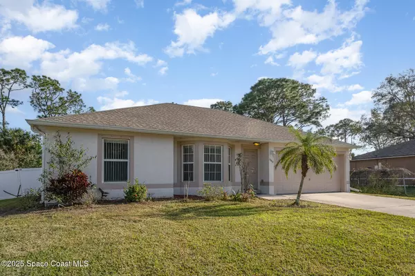 Palm Bay, FL 32909,1068 Saint Johns ST SE