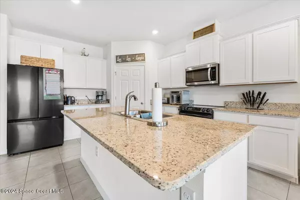 Palm Bay, FL 32909,1823 Capital DR SE