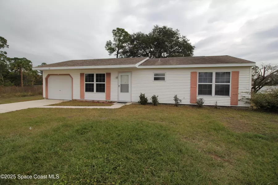 1059 Yakutat AVE SE, Palm Bay, FL 32909