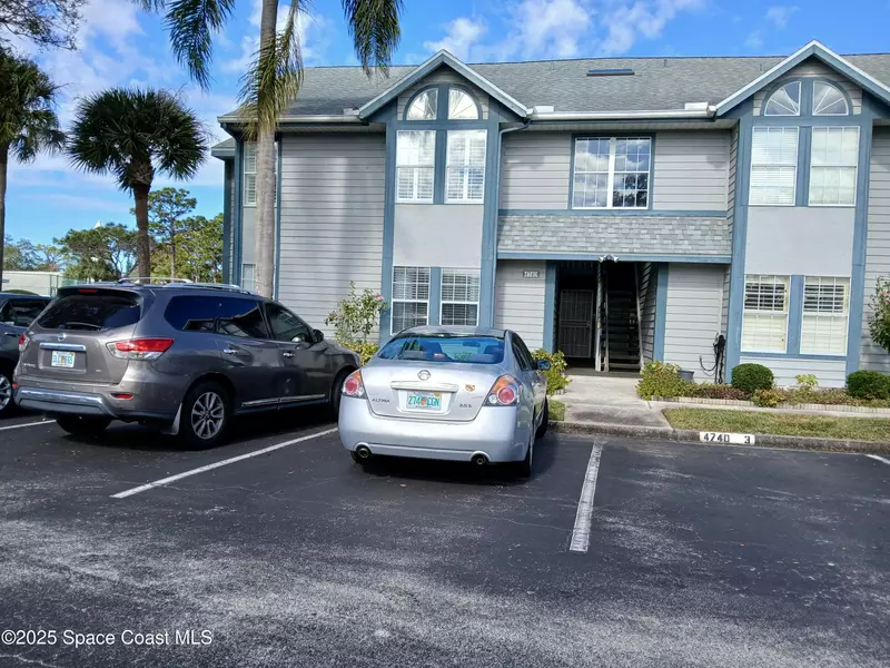 4740 Lake Waterford WAY #2112, Melbourne, FL 32901