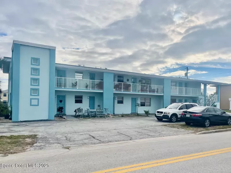 810 S Orlando AVE #3, Cocoa Beach, FL 32931