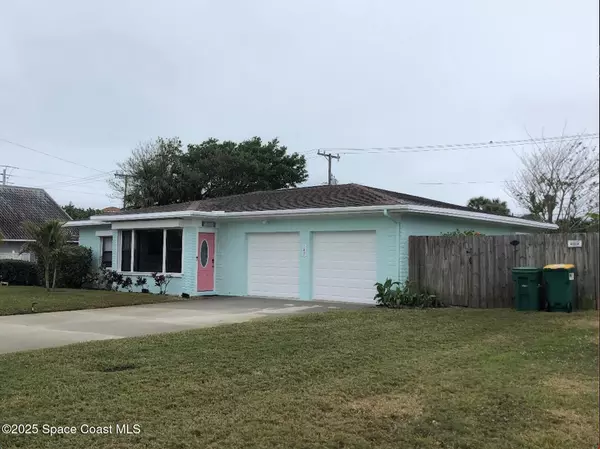 147 E Suwannee LN, Cocoa Beach, FL 32931