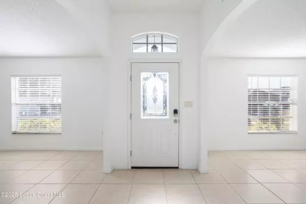 Titusville, FL 32780,5601 River Oaks DR