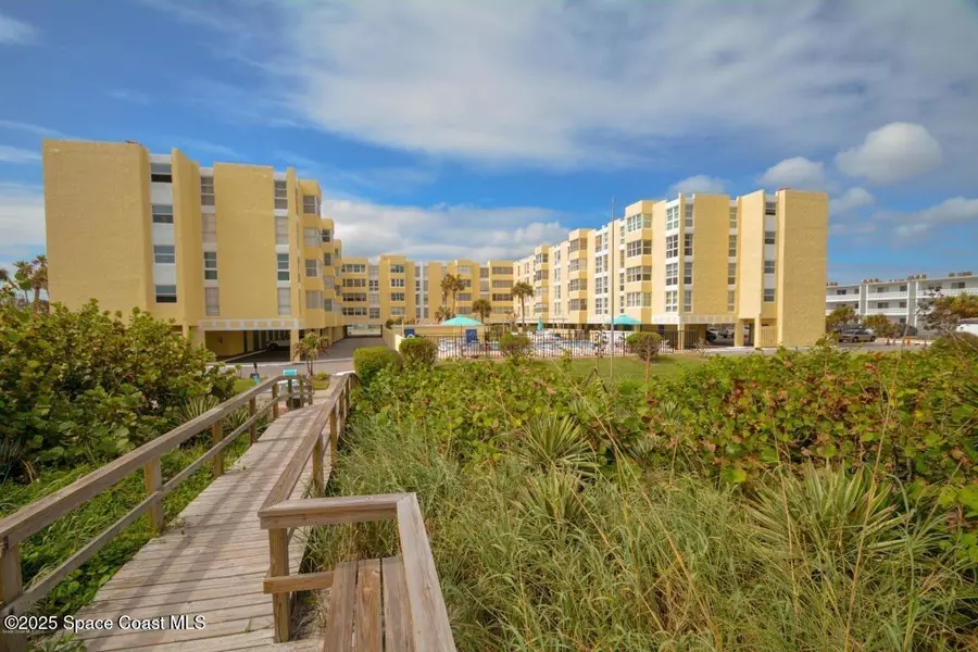 4700 Ocean Beach BLVD #322, Cocoa Beach, FL 32931