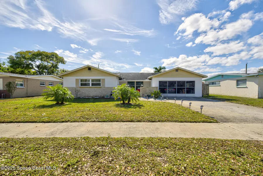 987 Sarazen DR, Rockledge, FL 32955