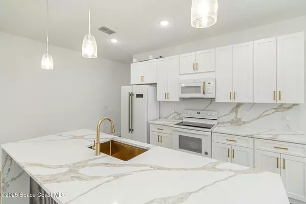 Palm Bay, FL 32907,435 Goldsmith AVE NW