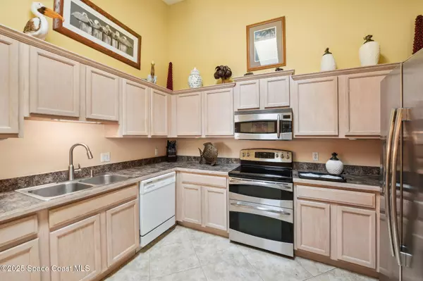 Satellite Beach, FL 32937,242 Prince William CT
