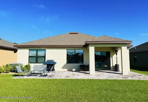 Palm Bay, FL 32909,841 Old Country E