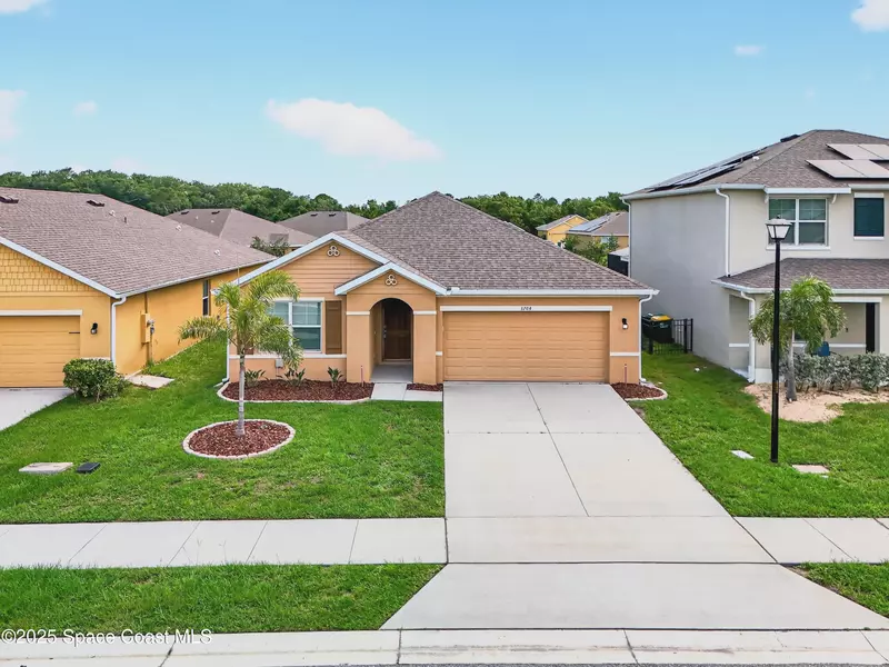 3704 Sandhill Crane CIR, Mims, FL 32754