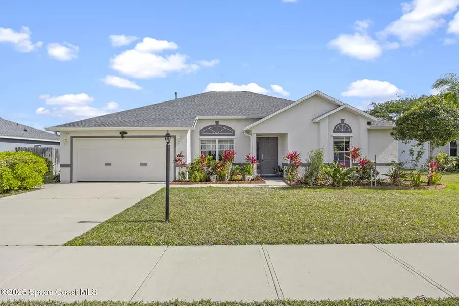 2045 Gloria CIR NE, Palm Bay, FL 32905