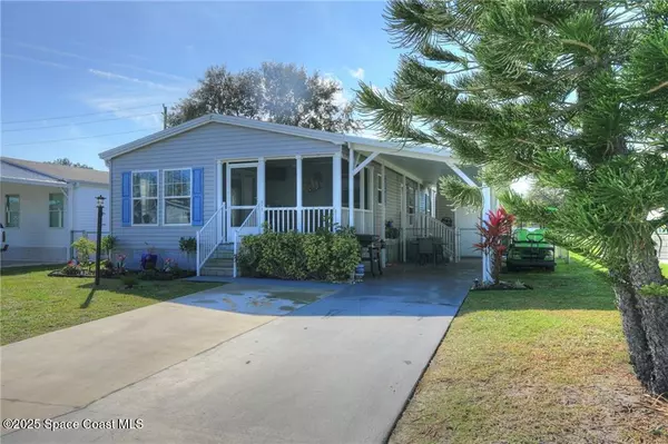 Barefoot Bay, FL 32976,917 Vireo DR