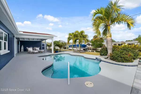 Cocoa Beach, FL 32931,461 Watts WAY