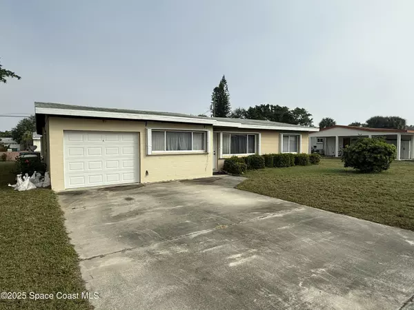 Satellite Beach, FL 32937,270 Cinnamon DR