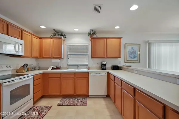 The Villages, FL 32162,1787 Foliage LN