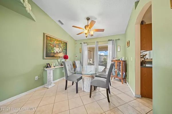Palm Bay, FL 32909,807 Clifton RD SE