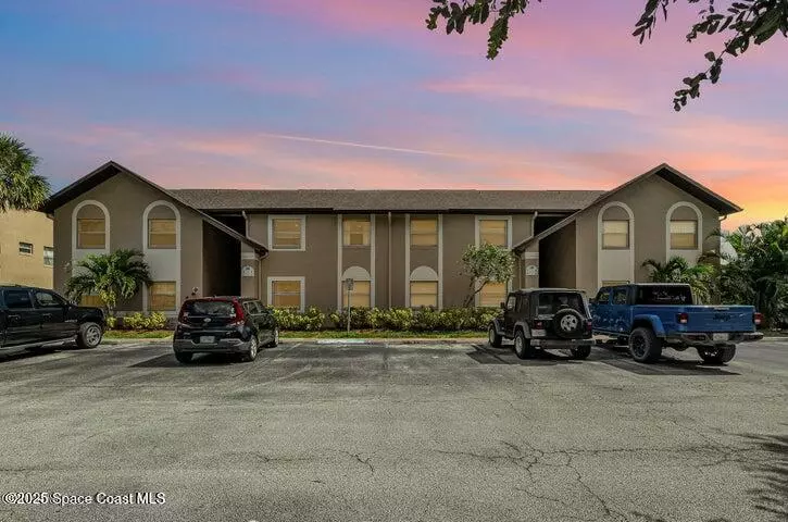 280 Spring DR #4, Merritt Island, FL 32953