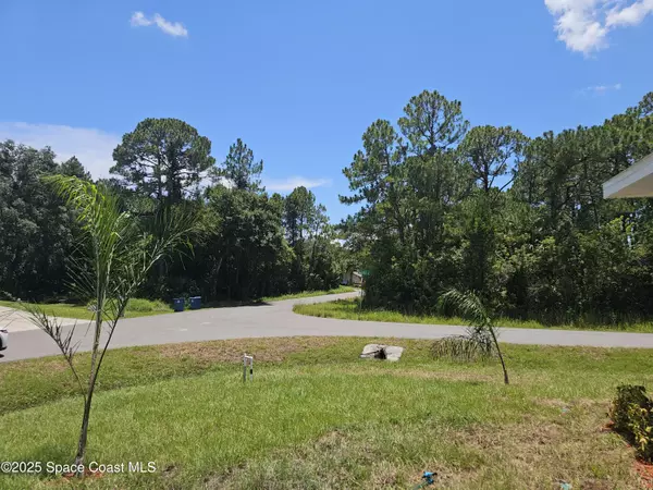 Palm Bay, FL 32907,574 Fernwood AVE NW