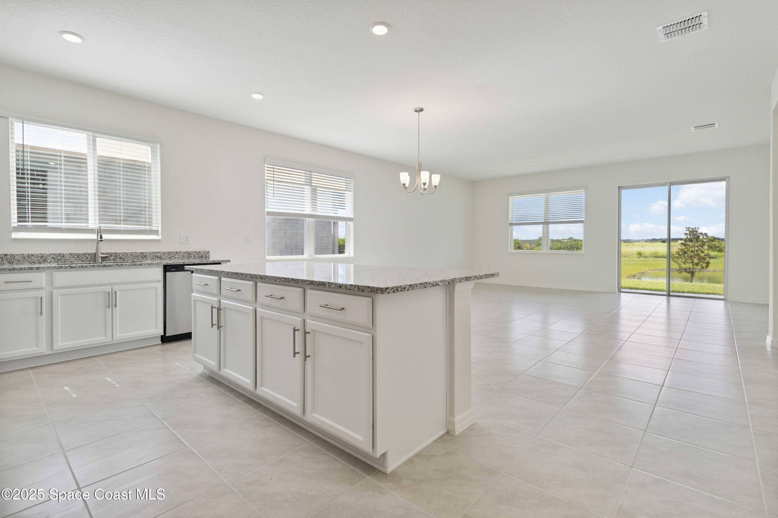 Palm Bay, FL 32909,386 Glaspell CIR SE