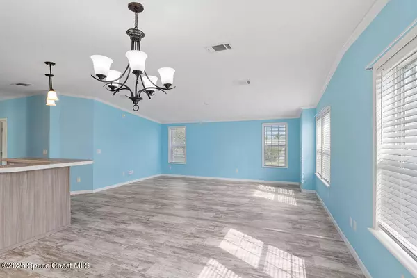 Barefoot Bay, FL 32976,805 Beech CT