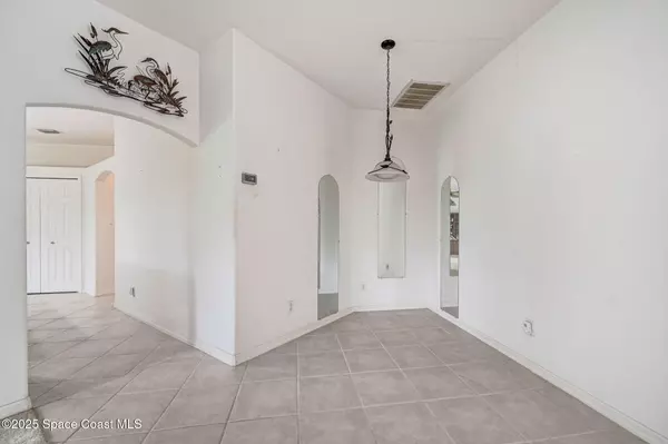 Melbourne, FL 32940,1623 Laramie CIR