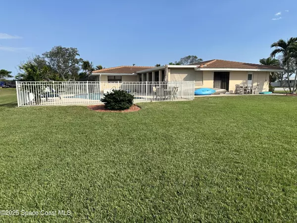 Cocoa Beach, FL 32931,474 Brightwaters DR