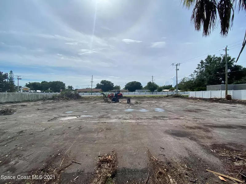 2745 N Wickham RD, Melbourne, FL 32935