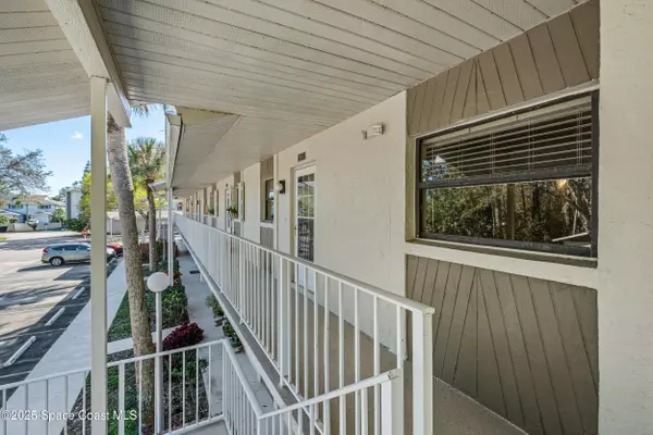 Rockledge, FL 32955,1600 Woodland DR #4205