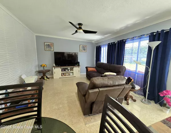 Sebastian, FL 32958,819 Schumann DR