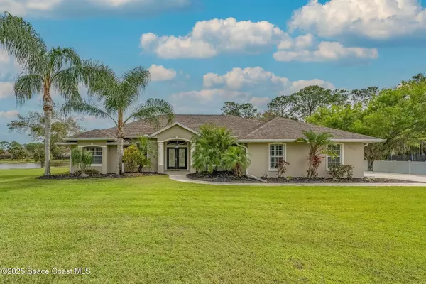 3213 Pheasant TRL, Mims, FL 32754