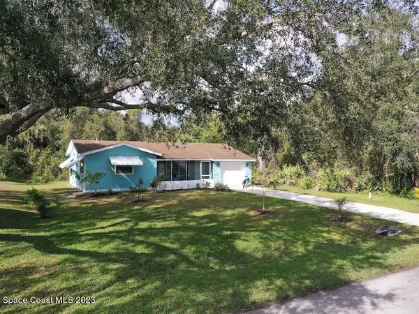 1379 Scroll ST, Sebastian, FL 32958