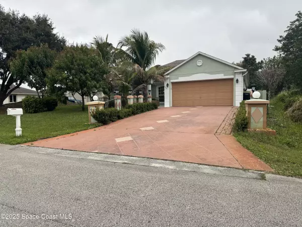 322 Alder AVE SE, Palm Bay, FL 32909